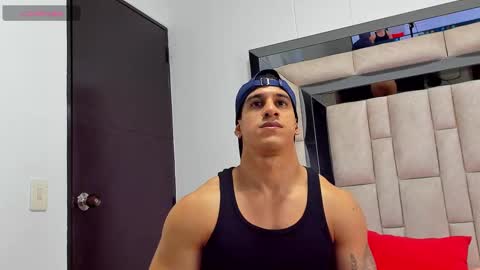 duran_dhikol1 online show from March 12, 2:20 am