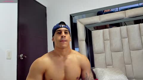 duran_dhikol1 online show from January 11, 3:02 am