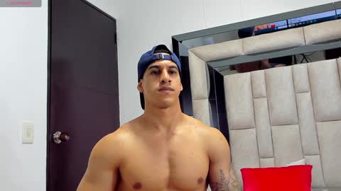 duran_dhikol1 online show from January 12, 3:07 am