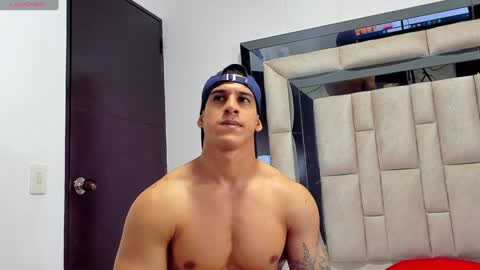 duran_dhikol1 online show from February 5, 3:23 am