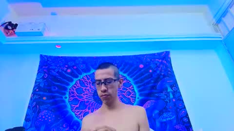 Dustin Dollin online show from June 2, 6:09 pm