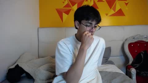 DustynFox online show from January 9, 3:26 am