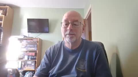 DutchUncleJohn online show from December 3, 12:00 pm