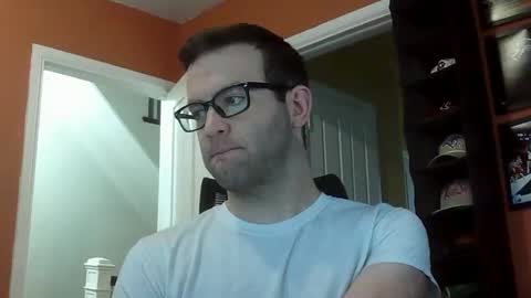 dweav240 online show from May 21, 7:29 pm
