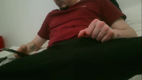 dy22__ online show from February 21, 8:38 pm