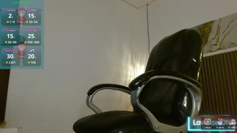 dyla_n18_ online show from December 18, 8:16 pm