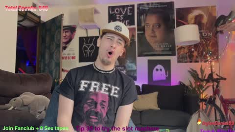 Snapshot of dylandaniel69 chatting on January 28, 8:58 pm Dylan Daniel 7.8 online show from January 28, 8:58 pm