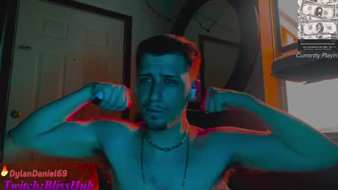 Snapshot of dylandaniel69 chatting on January 5, 8:31 pm Dylan Daniel 7.8 online show from January 5, 8:31 pm