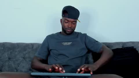 Snapshot of dylantaylor_1 chatting on October 26, 3:52 am Dylan Taylor online show from October 26, 3:52 am