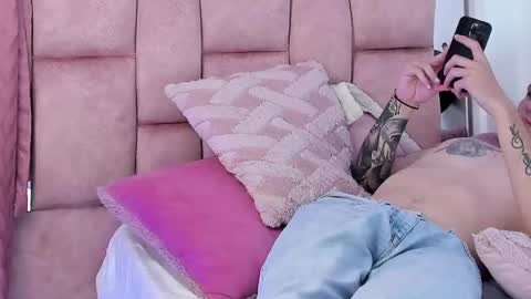 ---DYLAN--- online show from March 11, 11:48 pm