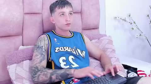 ---DYLAN--- online show from February 24, 11:41 pm