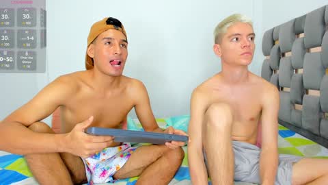 INDEPENDENT MODELS online show from December 29, 6:49 pm