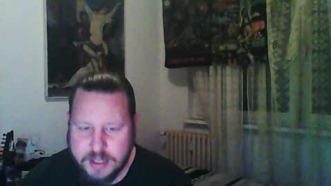 Snapshot of eda666 chatting on December 23, 6:37 pm Edward online show from December 23, 6:37 pm