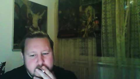 Snapshot of eda666 chatting on October 27, 7:05 pm Edward online show from October 27, 7:05 pm