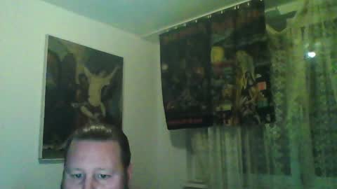 Snapshot of eda666 chatting on December 25, 6:30 pm Edward online show from December 25, 6:30 pm