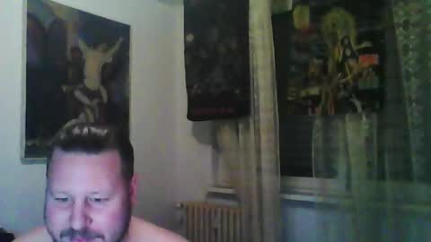 Snapshot of eda666 chatting on March 10, 6:23 pm Edward online show from March 10, 6:23 pm