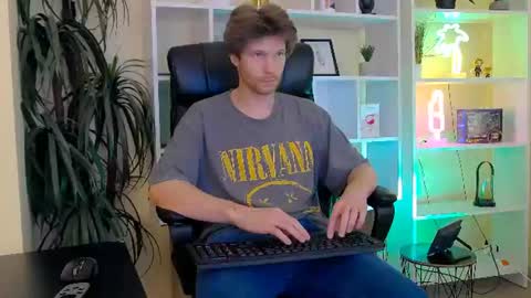 eddie_baker online show from July 6, 3:25 am