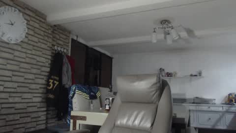 edgarram83 online show from September 28, 4:43 am