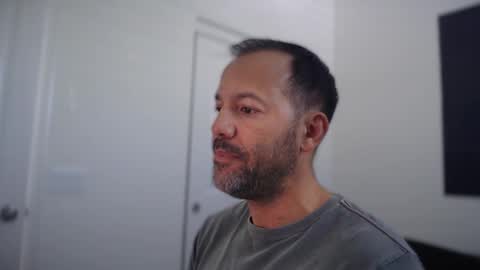 EdgeM online show from November 8, 7:28 pm