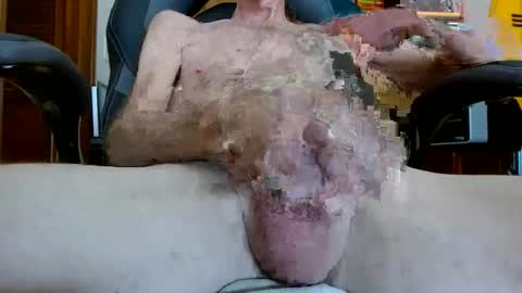 edgemaster1962 online show from April 19, 3:22 pm