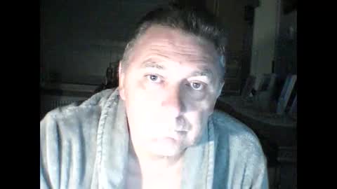 Snapshot of edje59a chatting on December 3, 7:08 am Eddy online show from December 3, 7:08 am