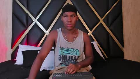 Snapshot of edmundfalker_ chatting on October 7, 1:26 pm Edmund Falker online show from October 7, 1:26 pm