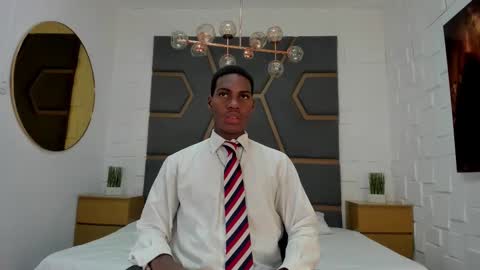 Snapshot of edmundfalker_ chatting on October 14, 12:01 pm Edmund Falker online show from October 14, 12:01 pm