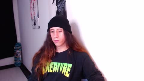 edward_chann online show from January 30, 10:20 pm