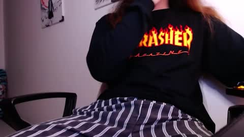 edward_chann online show from December 6, 2:02 am