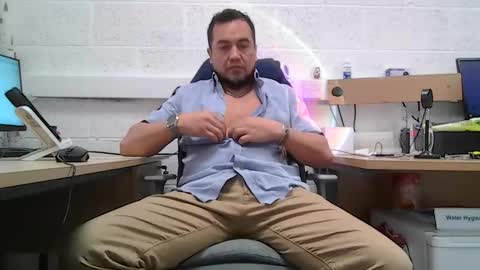 EdM online show from March 18, 9:12 am