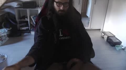 eighthundredeightyeight online show from November 12, 11:05 am