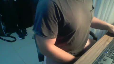 Snapshot of ekudemic chatting on December 31, 1:47 am Juan Pablo M online show from December 31, 1:47 am