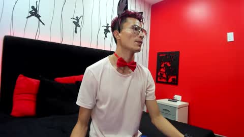 Elegant online show from January 30, 2:38 am