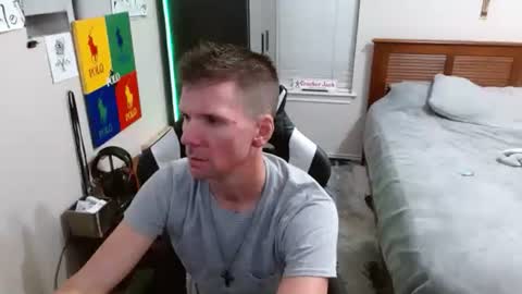 Walker online show from November 3, 6:17 am