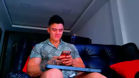 Elian online show from February 23, 7:59 pm