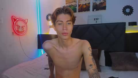 Snapshot of eliann_adam chatting on January 31, 11:03 am eliann_adam online show from January 31, 11:03 am