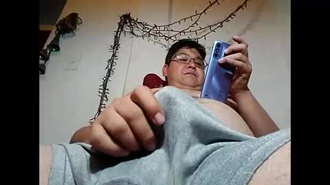 Snapshot of elimposstor chatting on December 14, 6:24 am elimposstor online show from December 14, 6:24 am