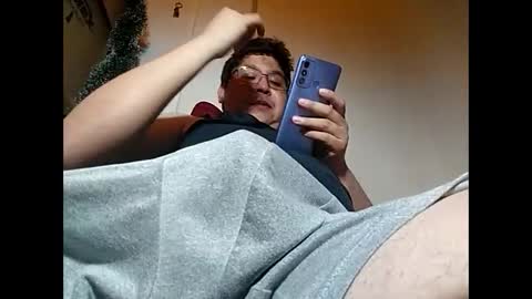 Snapshot of elimposstor chatting on January 12, 7:11 am elimposstor online show from January 12, 7:11 am