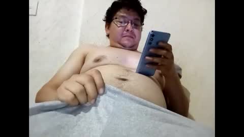 Snapshot of elimposstor chatting on September 26, 12:30 am elimposstor online show from September 26, 12:30 am