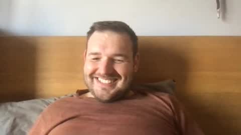 e26 online show from April 10, 9:27 am