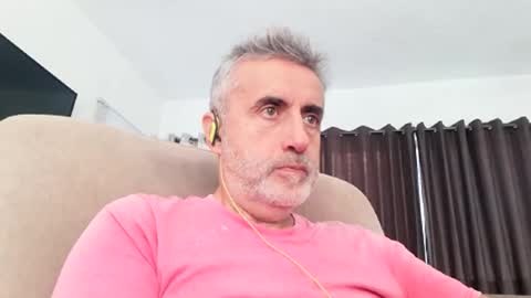 fer online show from December 3, 5:12 pm