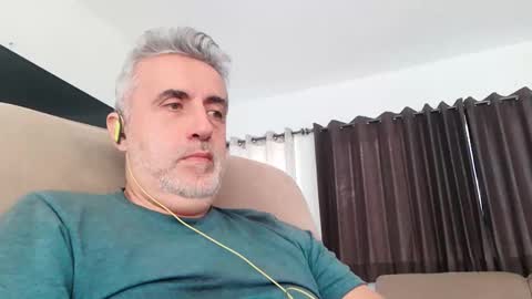 fer online show from February 10, 4:36 pm