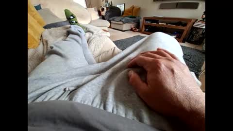 els288715 online show from February 10, 10:53 am