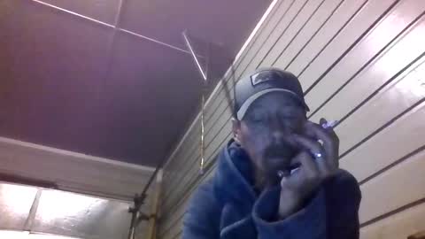 elwooood7 online show from November 27, 11:25 am