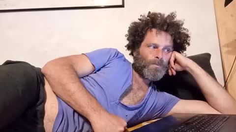 elyjahoye online show from March 9, 9:09 pm