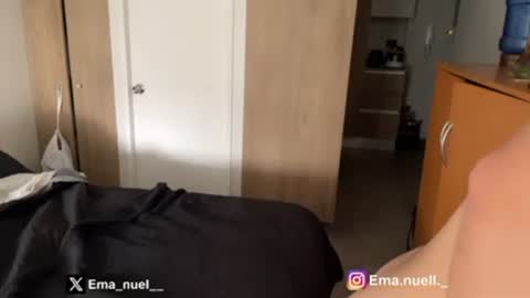 emanuell___ online show from April 10, 1:07 pm