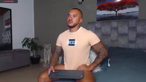 emanuelspencer online show from March 2, 3:56 am