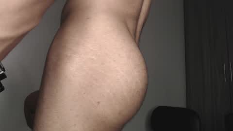 emile_239 online show from September 10, 4:00 am