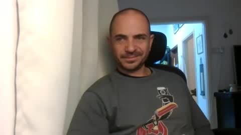 Ariel online show from February 17, 5:43 pm