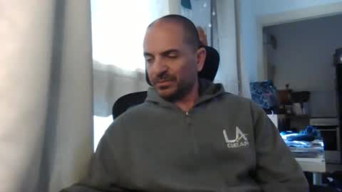 Ariel online show from February 28, 8:02 am